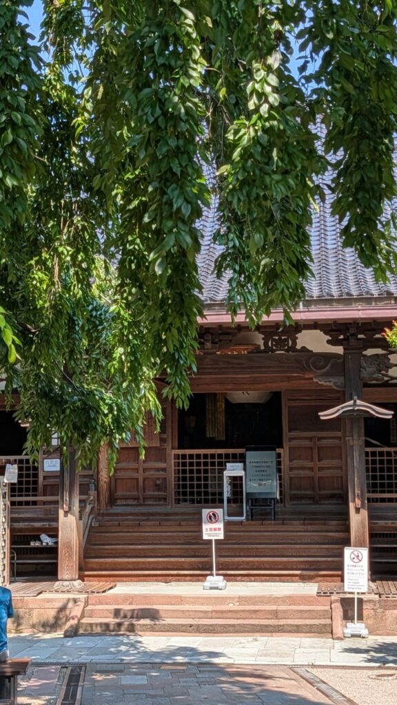 石川県金沢市にある日蓮宗の寺院「妙立寺（みょうりゅうじ）
通称「忍者寺」
